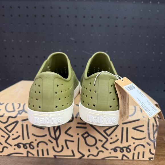New W Box! Men's Native Shoes Jefferson Rookie Green Bone White Sneakers Size 11 - Picture 4 of 5